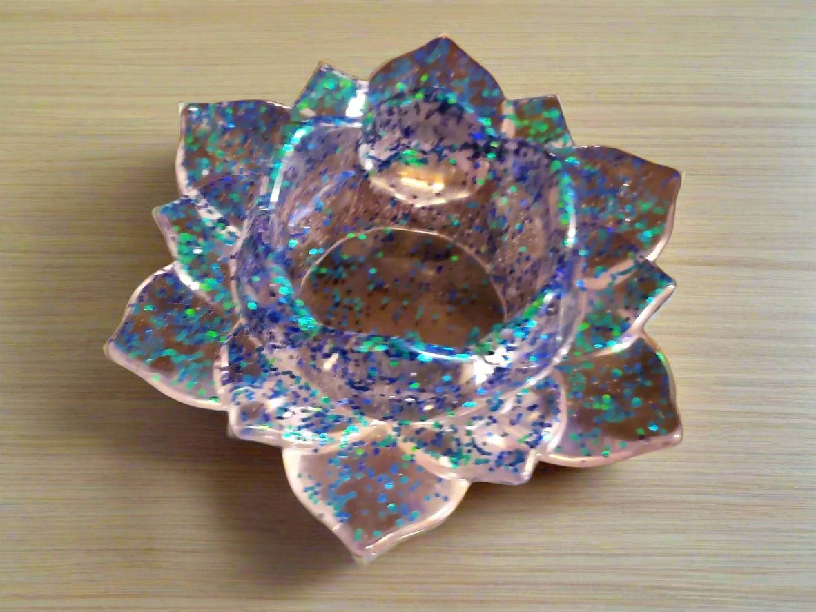 Lotus flower candle holder